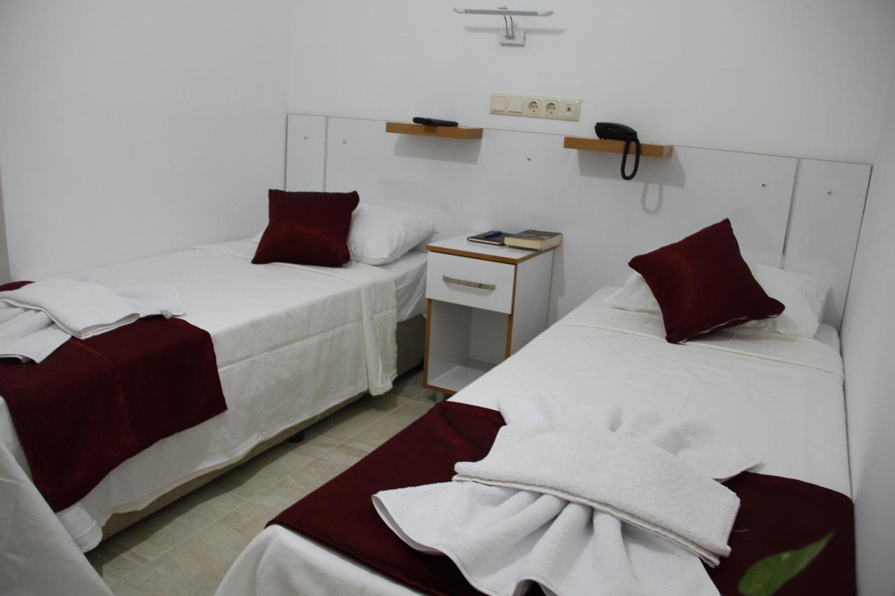Aelbistan Otel Дидим Екстериор снимка